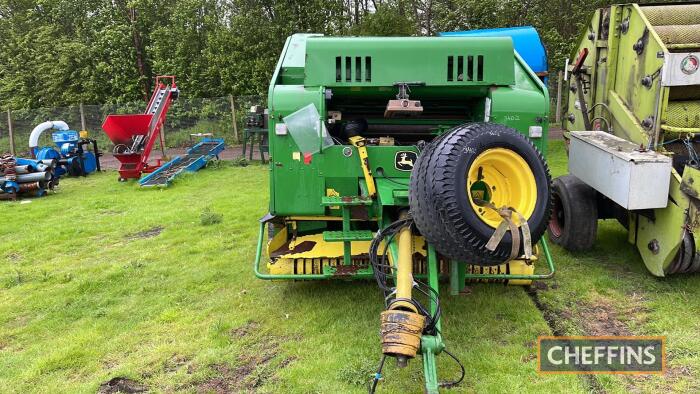 John Deere 578 Round Baler