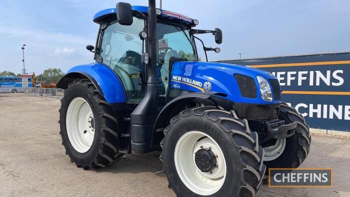 New Holland T6.175 Tractor 
<br/>Hours: 1800