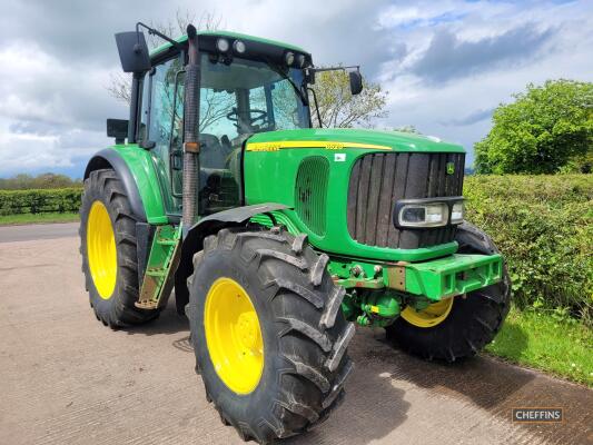 John Deere 6620 4wd Tractor 
<br/>c/w Power Quad, cab & axle suspension 
<br/>52 Reg