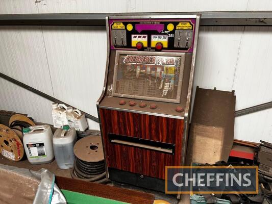 Chequered Flag four reel fruit machine