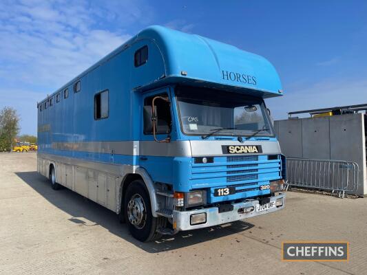 1992 Scania 113 320 Hartford 8 Stall Horsebox with living accommodation Reg. No. J704 URF