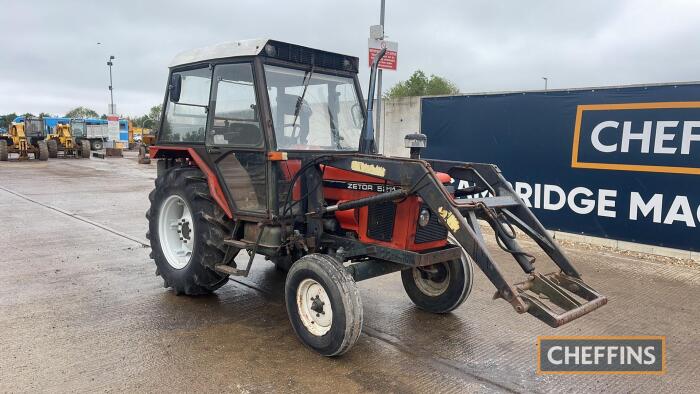 Zetor 5211 Tractor c/w Trima loader Reg. No. F351 USG Ser. No. 027496