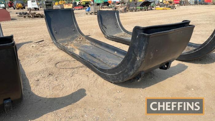 Pr. of Plastic Trailer Mudguards twin axle