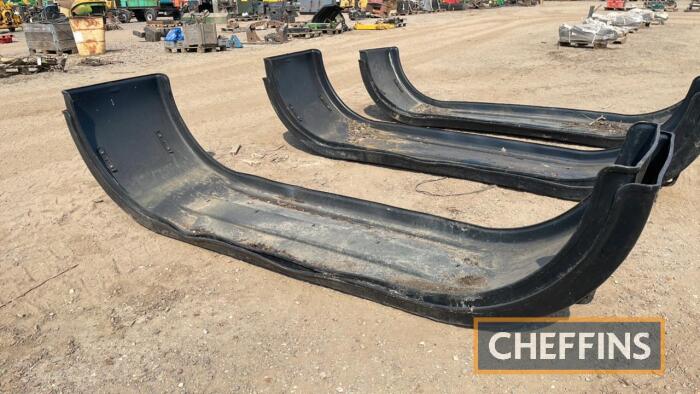 Pr. of Plastic Trailer Mudguards twin axle