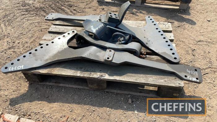 Loader Brackets UNRESERVED LOT