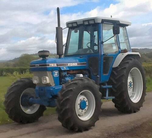 1989 FORD 7810 Series II 6cylinder diesel TRACTOR Reg. No. G711 YRJ Serial No. BB91222 Described as being a very clean and low houred original tractor which has recorded just 1,710 hours and remains on its original Goodyear radial tyres. Fitted with a PUH
