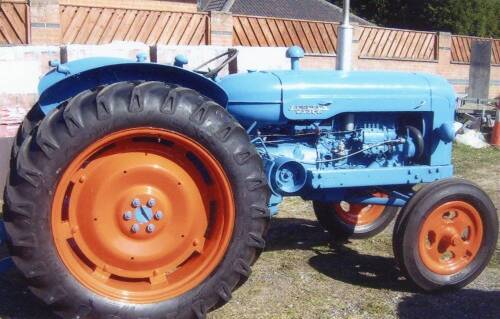 1957 FORDSON Major 4 cylinder diesel TRACTOR A well presented example that is fitted with a Power Major engine