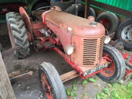 1956 DAVID BROWN 30D 4 cylinder diesel TRACTOR Reg. No. KJR 194 Serial No. PD30 17300 This County Durham based tractor is stated to be in very straight and original order, mechanically sound and to start, run and drive very well. New rear tyres have been