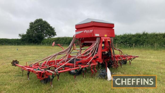 2011 Kverneland Accord TS Evo mounted hydraulic folding tine drill, 6m. Together with spare parts 943ha. Control box and manual available. Serial No. ACPNDXX59899 INCLUDED BY KIND PERMISSION