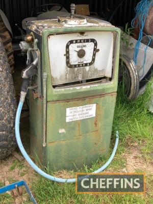 Avery Hardoll petrol pump for restoration, 20 gallon delivery dial, delivery hose, lacking back panel