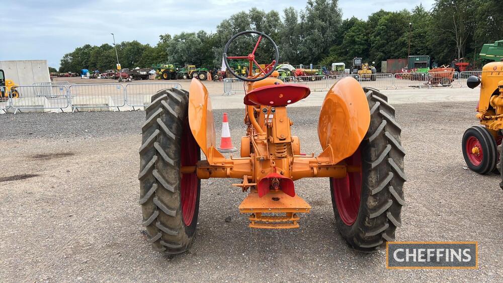 MINNEAPOLIS MOLINE Z 4cylinder petrol TRACTOR Serial No