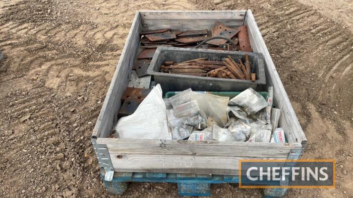 Pallet of Spaldings Flat-Lift Wearing Parts UNRESERVED LOT