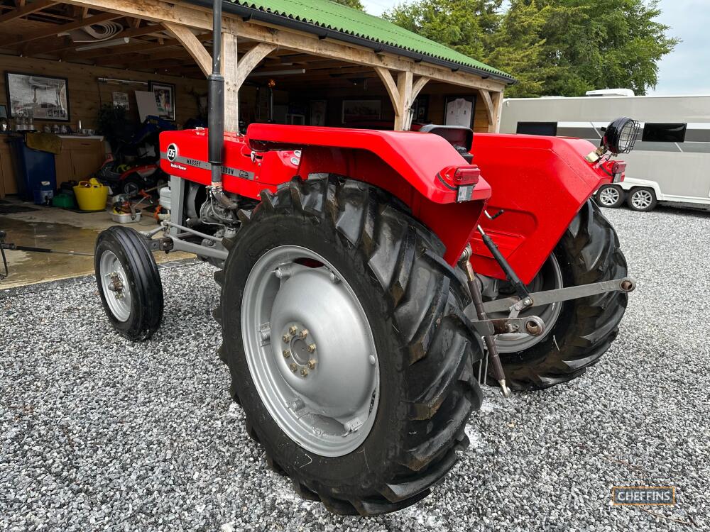 Massey Ferguson 135 Tractor Auction Of Tractors To Be Held At The Machinery Saleground Sutton 7462