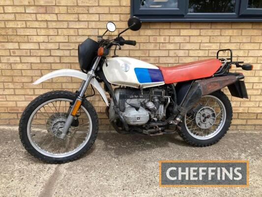 1981 798cc BMW R80 G/S MOTORCYCLE Reg. No. KMO 322W Frame No. 6252228 Engine No. 6252228 One of the most sought after of BMW models, this example was purchased some while ago from a Dundee auction having been abandoned in a shed as part of a deceased's es