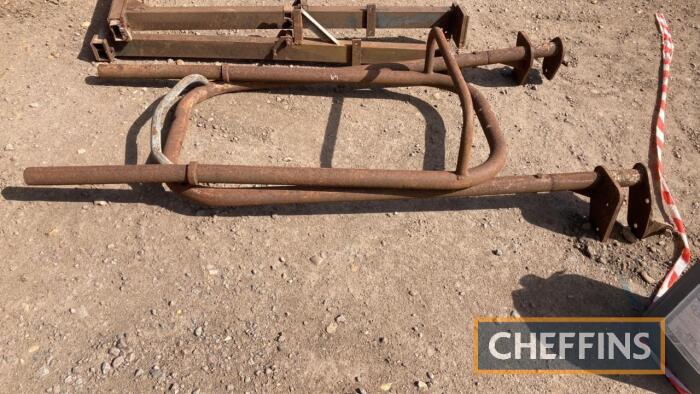 Pr. Massey Ferguson roll bars