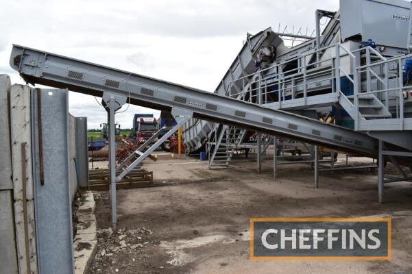 2020 Haith freestanding waste conveyor to fit above (under evolution separator) Circa 35ft/10500crs long 900mm wide rubber belt with polypropylene side blocks Serial No. 26230-013 A load out charge of £410 applies to this lot. Please contact the auctio