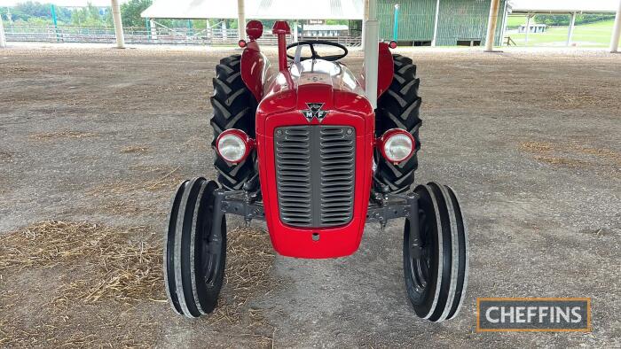 1960 Massey Ferguson 35 Diesel Tractor Reg No 871 Xvu Serial No