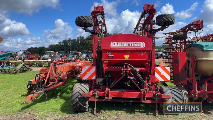 Weaving 8m Heavy Duty Sabre Tine c/w control box in office