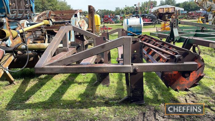 5 Leg Subsoiler c/w rear packer roller