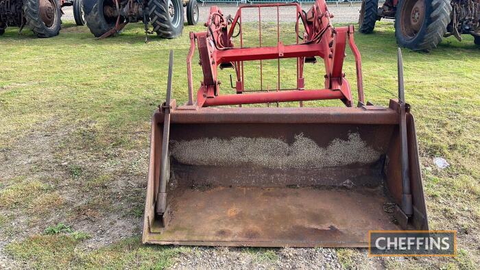 Massey Ferguson 875 Power Loader