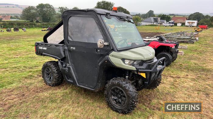 2020 Can-Am Traxter HD8 DPS SSV petrol UTV Reg. No. NX20 CLJ Serial No. 3JBUGAN79LK000099