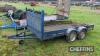 Car trailer with headboard