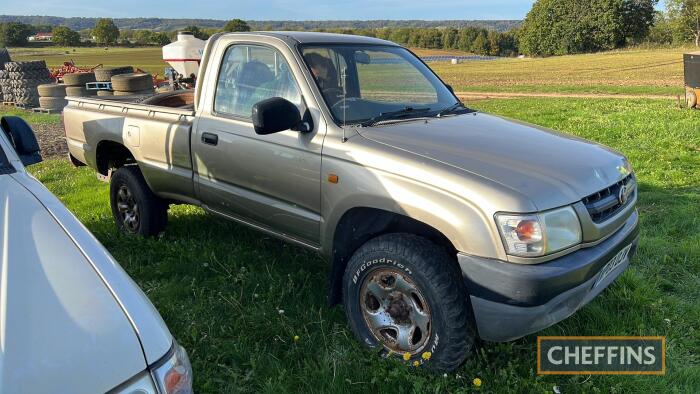 2003 TOYOTA Hi-Lux EX 4x4 PICK-UP Reg. No. WP03 UJV Mileage : 230,481 Serial No. JTFK5626200016568 FDR : 18/07/2003