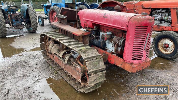 DAVID BROWN 30TD 4cylinder diesel CRAWLER TRACTOR