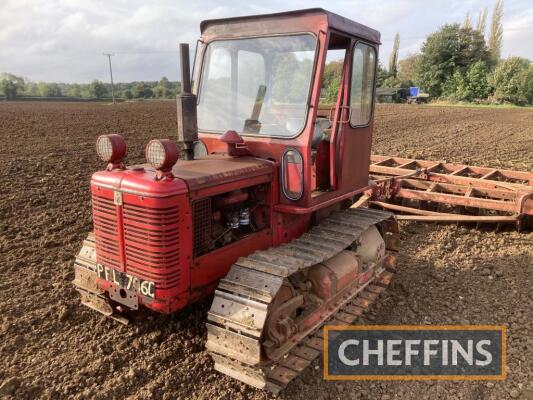 1968 INTERNATIONAL BTD6 4cylinder diesel CRAWLER TRACTOR Reg. No. PFL 706G Serial No. 20249 Fitted with cab and lights, vendor described the tractor as being in good original condition however the right hand clutch is stuck and the tractor will only tu