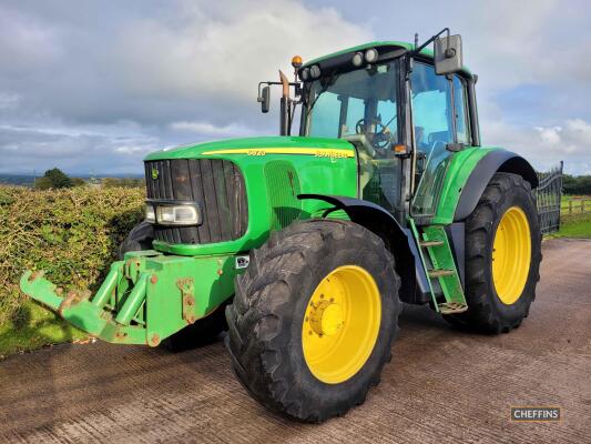 2002 John Deere 6820 Tractor c/w front linkage