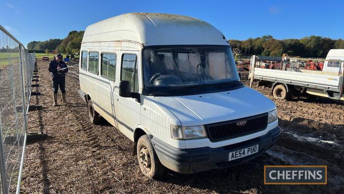 2004 LDV 400 Convoy TD LWB Mini Bus REG. AE54 PUO..