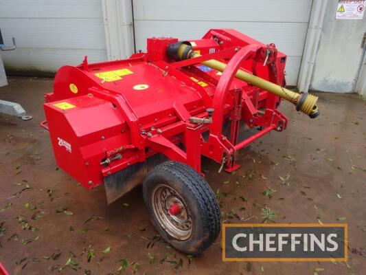 Grimme KSA 75-2 front mounted 2row haulm topper with rubber belt side discharge, heavy duty gearbox, 46 flails, shear plate, 2no. support wheels Serial No. 8182069