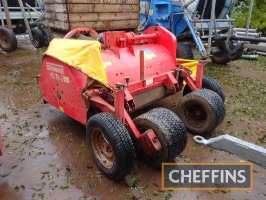 c.2004 Grimme KS75-2 rear mounted 2row haulm topper with rear press wheels