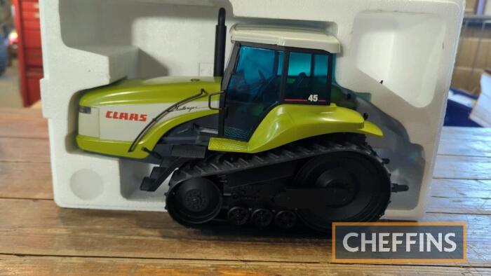 Claas Challenger tractor 1:16 scale model by NZG, boxed