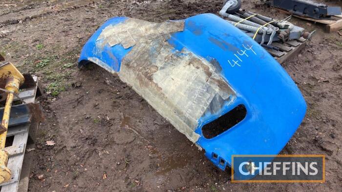 New Holland Rear Wing T6070 UNRESERVED LOT