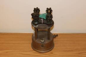 E Wart & Sons London N.W four burner stove