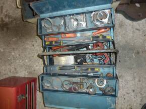 Workshop tooling; cantilever toolbox and contents, tool-drawers and contents, tap and die sets