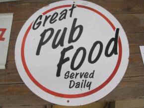Great Pub Food Served Daily, 22ins dia print on enamel sign
