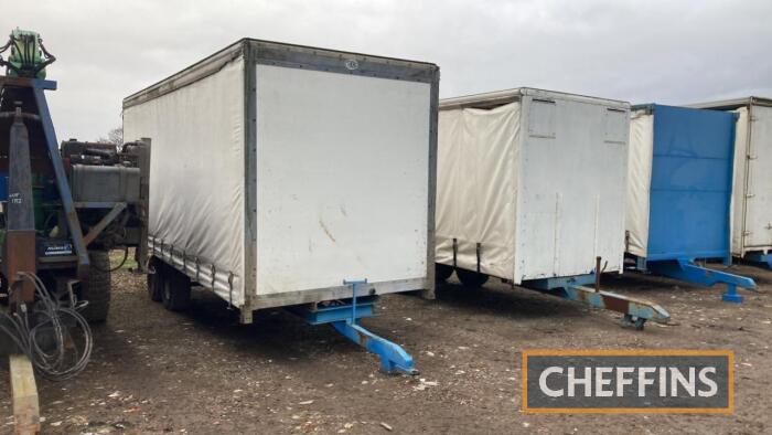 Tandem axle curtainside produce trailer with sprung axles on 500/50-17 wheels and tyres