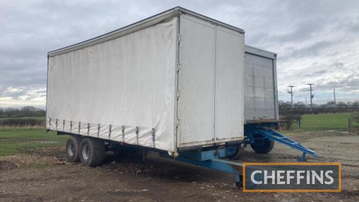 Tandem axle curtainside produce trailer with sprung axles on 12.5/80-15.3 wheels and tyres