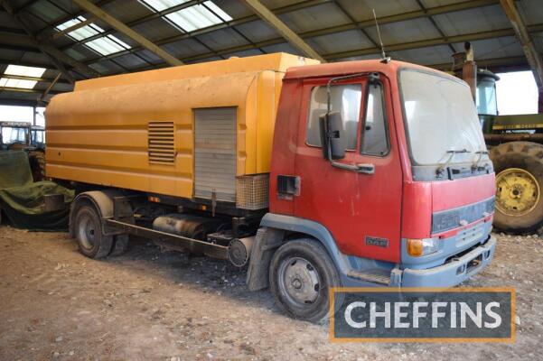 1999 LEYLAND DAF FA45.130 4X2 JETTER LORRY Fitted with water tank, pump and hose system. Reg. No. V927 EFV Serial No. XLRAE45CEOL213712 Mileage: 528,894km FDR: 01/12/1999