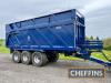 2018 Larrington Trailers 25tonne 55cu/m tri-axle steel monocoque push-off trailer with hydraulic tailgate, air and hydraulic brakes, middle and near steering axle, hydraulic adjusting sides (removable) rear camera and monitor, sprung drawbar and axles, hy