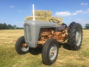 1957 FERGUSON FE35 4cylinder diesel TRACTOR Reg. No. PBX 243 (expired) Serial No. TBC this grey/gold is stated by the vendor to be a full nut and bolt restoration with an engine rebuild with glow plugs, brakes, new tyres and repainted to a good standard. 