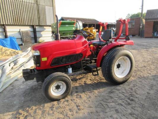 2007 JINMA Stockman 204 3cylinder diesel TRACTOR Serial No. 3576631 A 4wd example with grassland tyres and folding rollbar