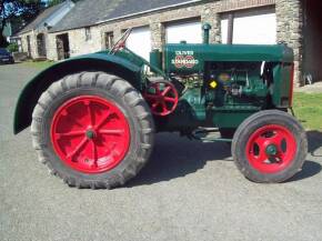 1938 OLIVER 80 Standard 4cylinder petrol/paraffin TRACTOR Serial No. 811452KD046 Fitted with a side belt pulley and PTO on 12.5x28 cross-ply rear and 6.00-19 Goodyear front wheels and tyres. Owned for the last 20 years and is stated to run and drive