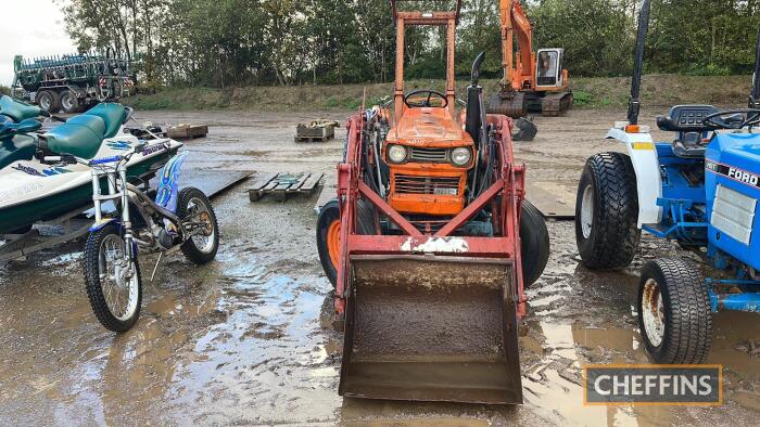 Kubota L345 c/w loader