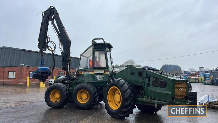 OSA 250E 6wheel TIMBER HARVESTER Serial No. 3556 Fitted with cutting head on 600/55-26.5 wheels and tyres. To be viewed and collected from Two Shires Park, WR11 7PY