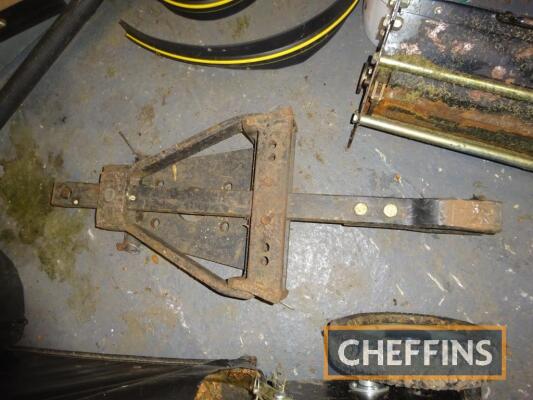 Massey Ferguson 35 pick up hitch