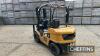 Caterpillar DP30N fixed mast diesel forklift Hours: 7025 Serial No. FT14F-02192 - 4