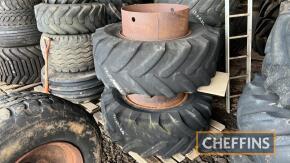 Pr 17.5R24 dual wheels and tyres to suit Matbro loader